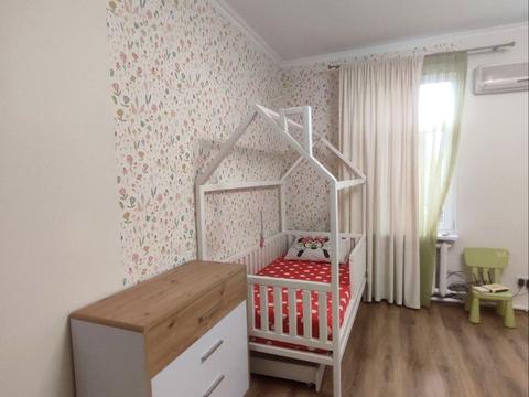 будинок за адресою Олексія Вадатурського вул. (Маршала Малиновського)