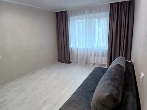 квартира по адресу Ларисы Руденко ул., 5