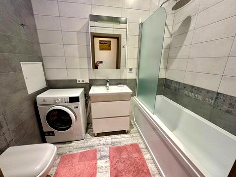 квартира по адресу Свободы просп. (Ленина), 25