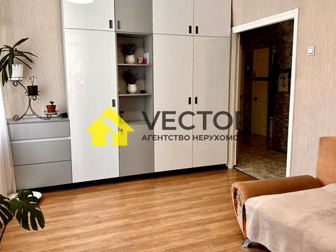 квартира за адресою Івана Нечуя-Левицького вул., 3