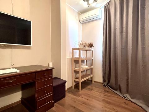 квартира за адресою майдан Героїв Небесної Сотні пл. (Руднєва майдан), 14/1