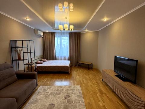 квартира за адресою Йорданська вул. (Лайоша Гавро), 1