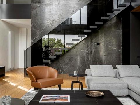 дом по адресу Мира ул.