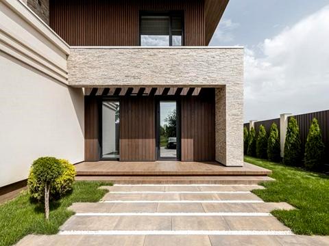 дом по адресу с. Гатное, Мира ул.