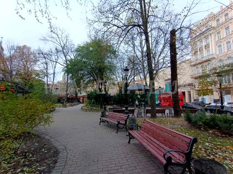 квартира за адресою Архітектора Городецького вул., 11-Б