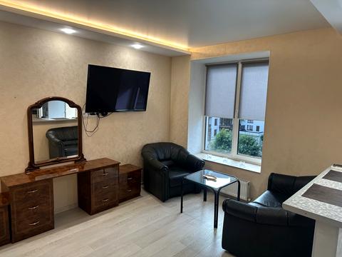 квартира за адресою Героїв Небесної Сотні просп., 18/8