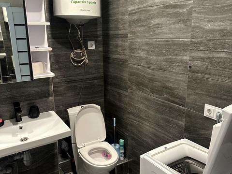 квартира за адресою Героїв Небесної Сотні просп., 18/8