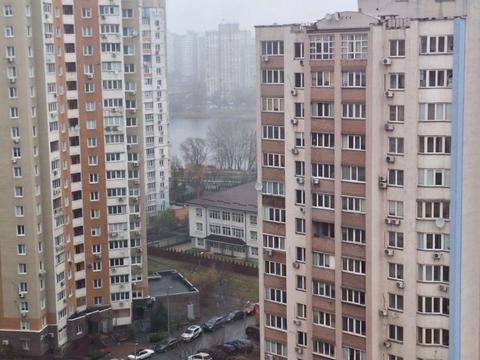 квартира за адресою Київ, Драгоманова вул., 6/1