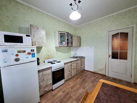 квартира за адресою Київ, Драгоманова вул., 6/1