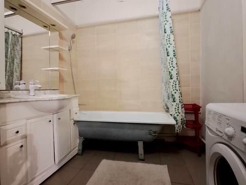 квартира за адресою Київ, Драгоманова вул., 6/1