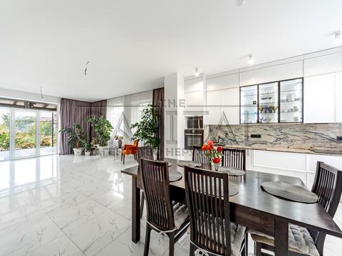 будинок за адресою с. Гатне, Яблунева вул.