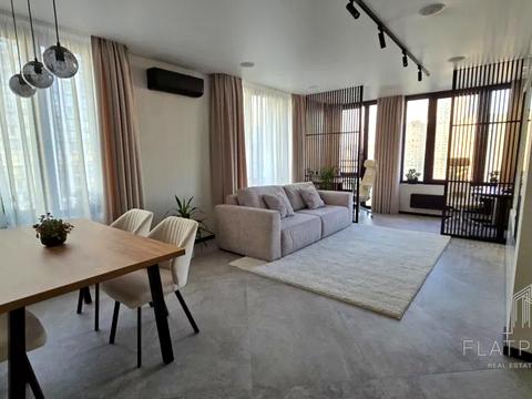 квартира за адресою Дніпровська набережна вул., 18-А