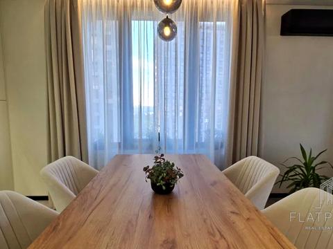 квартира за адресою Дніпровська набережна вул., 18-А