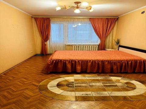 квартира за адресою Юрія Кондратюка вул. (Комунарівська), 11