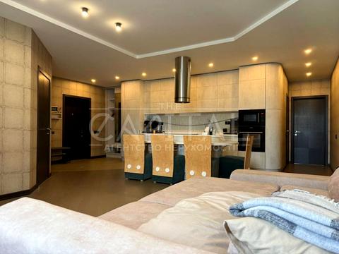 квартира по адресу Вышгородская ул., 45