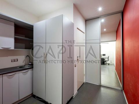 комерційна за адресою Саксаганського вул., 80