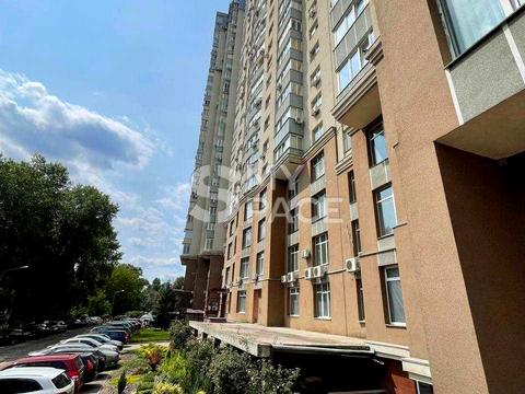 комерційна за адресою Ованеса Туманяна вул., 15-А