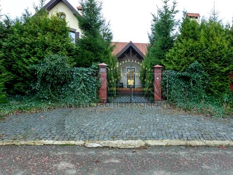 будинок за адресою столична