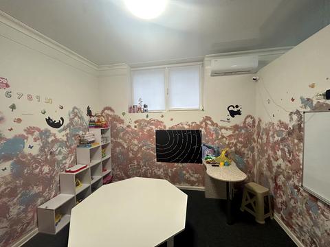 коммерческая по адресу Мира просп. (Леніна), 1