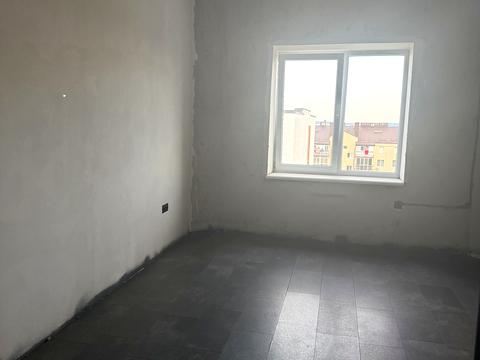 комерційна за адресою Незалежності вул., 143