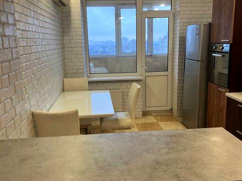 квартира за адресою Верховинна вул., 35