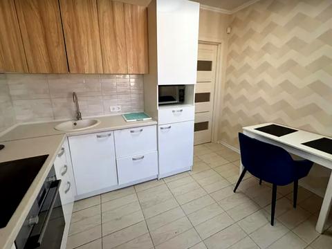 квартира за адресою Драгоманова вул., 6