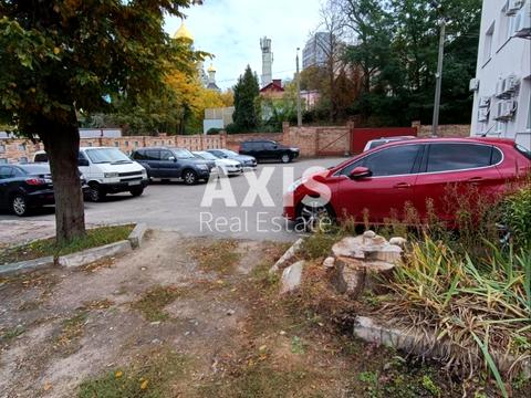 комерційна за адресою Миколи Пимоненка вул., 13Б