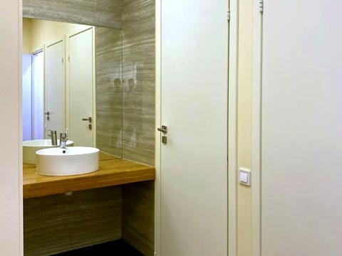 коммерческая по адресу Елены Телиги ул., 6