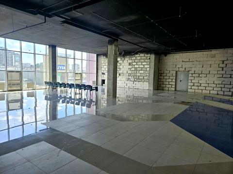 комерційна за адресою Борщагівська вул., 154