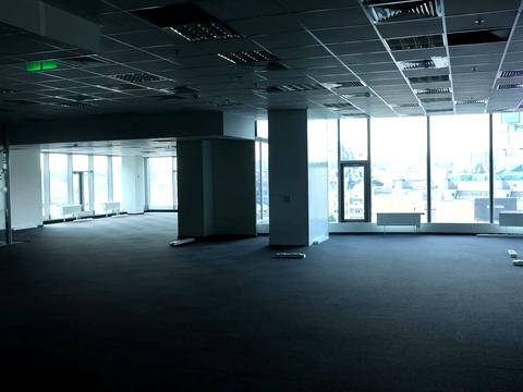 комерційна за адресою Спортивна пл., 1-А