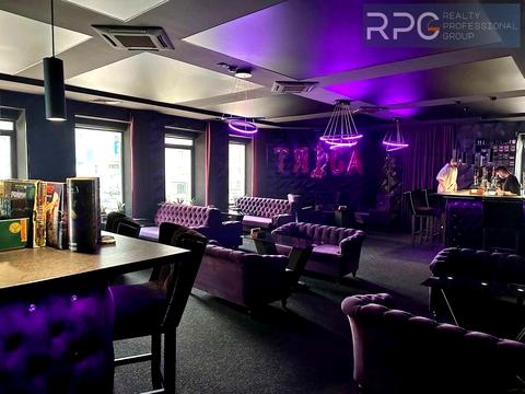 комерційна за адресою Антоновича вул. (Горького), 50