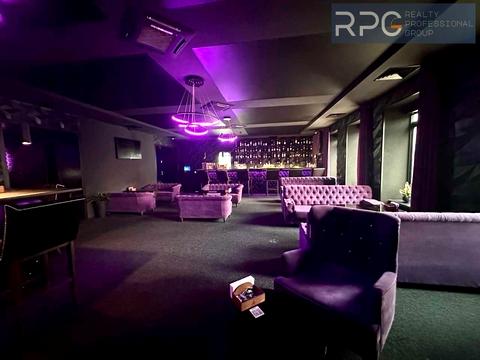 комерційна за адресою Антоновича вул. (Горького), 50