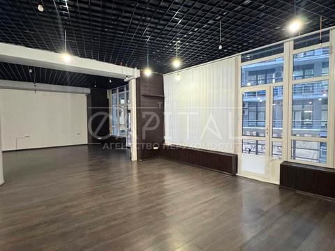 комерційна за адресою Євгена Коновальця вул. (Щорса), 36-Д