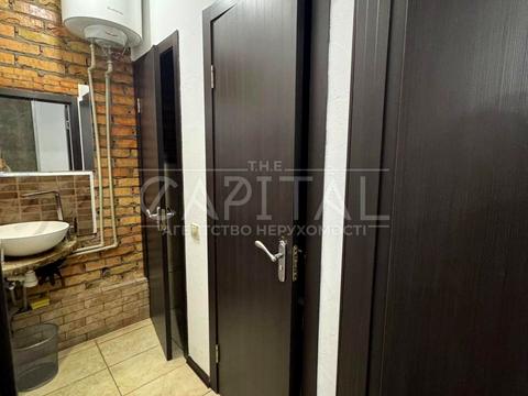 комерційна за адресою Євгена Коновальця вул. (Щорса), 36-Д