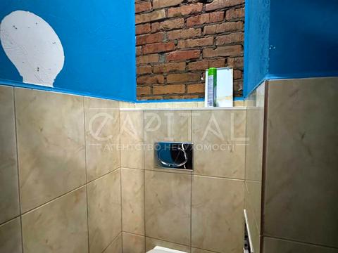 комерційна за адресою Євгена Коновальця вул. (Щорса), 36-Д