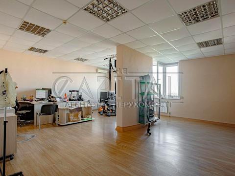 комерційна за адресою Здолбунівська вул., 9-Б