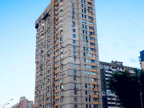 комерційна за адресою Здолбунівська вул., 9-Б