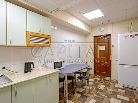 комерційна за адресою Здолбунівська вул., 9-Б