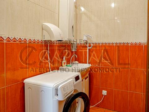 комерційна за адресою Здолбунівська вул., 9-Б