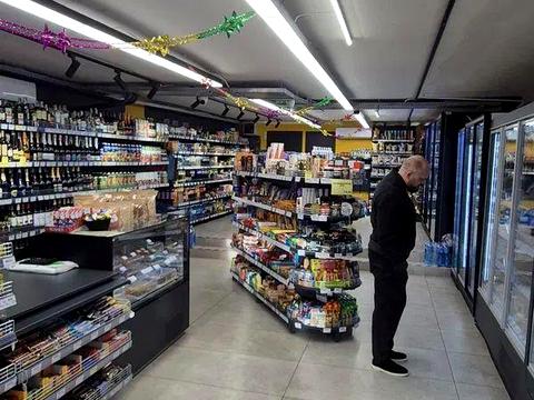 комерційна за адресою Золотоустівська вул., 26