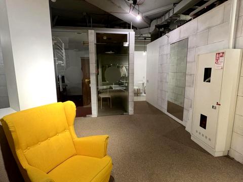 комерційна за адресою Гарматна вул., 6