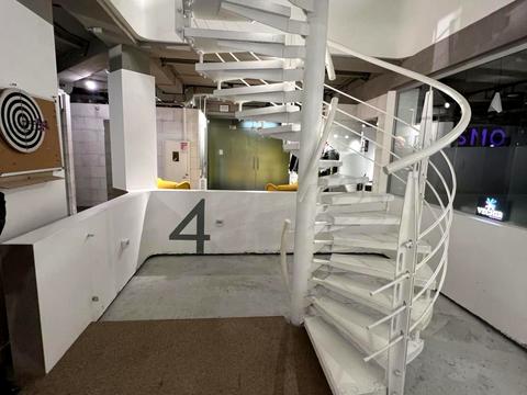 комерційна за адресою Гарматна вул., 6