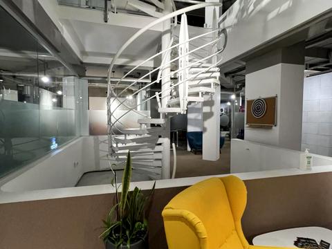 комерційна за адресою Гарматна вул., 6