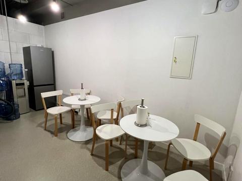 комерційна за адресою Гарматна вул., 6