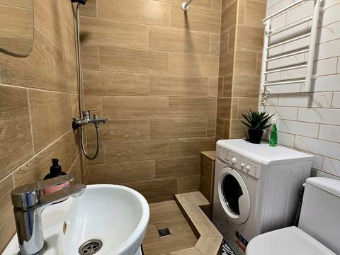 квартира за адресою Конторська вул. (Червоножовтнева), 10