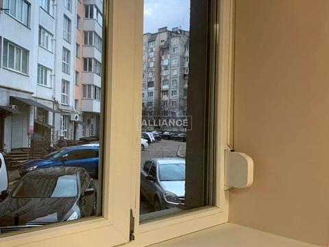 коммерческая по адресу Ивана Миколайчука ул., 6