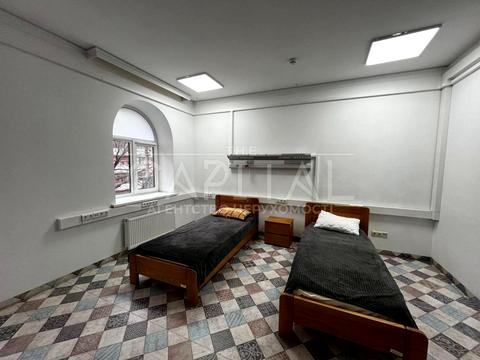 комерційна за адресою Кам'янська вул. (Дніпродзержинська), 77