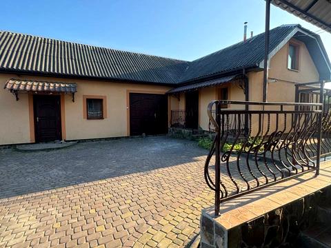 будинок за адресою Січових Стрільців вул.