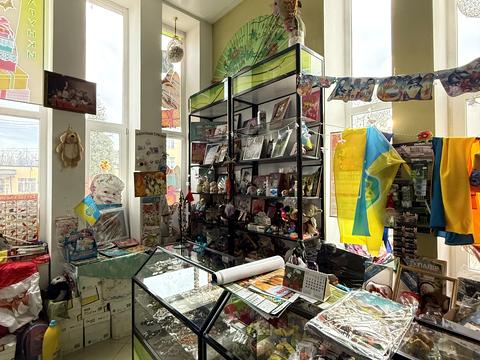 комерційна за адресою Гетьмана Мазепи вул., 25А