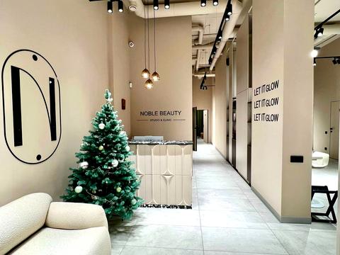 комерційна за адресою В'ячеслава Чорновола просп. (), 16ж